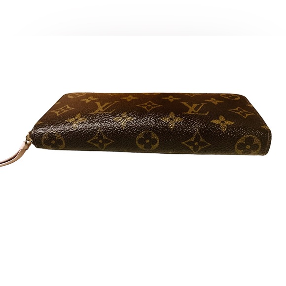 Louise Vuitton Clemence Wallet - Picture 5 of 12